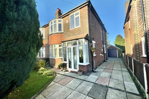 3 bedroom semi-detached house for sale, Lyntonvale Avenue, Gatley