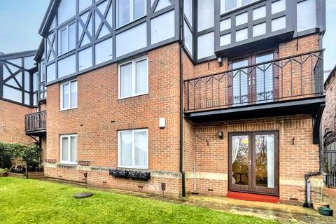 2 bedroom flat for sale, Selwood Court, Harton, South Shields, Tyne and Wear, NE34 6QJ