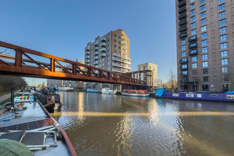 2 bedroom flat for sale, Waterside Way, London