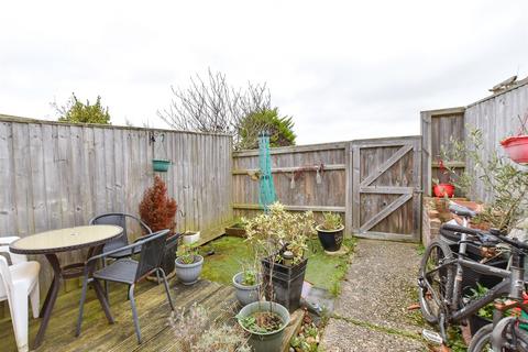 2 bedroom terraced house for sale, Lanes End, Totland Bay, Isle of Wight