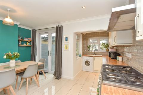 2 bedroom end of terrace house for sale, Arthur Road, Rochester, Kent