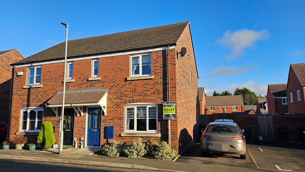 Modern Three-Bedroom Home to Let – Outskirts of