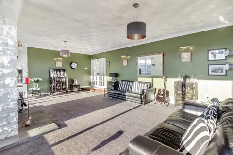 5 bedroom detached house for sale, Usk