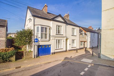 5 bedroom terraced house for sale, Maryport Street, Usk