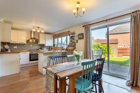79 Coed Camlas, New Inn, Pontypool, NP4 8RP