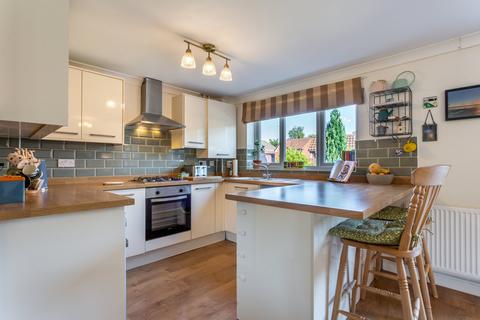79 Coed Camlas, New Inn, Pontypool, NP4 8RP