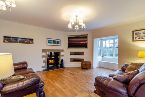 5 bedroom detached house for sale, Llanellen, Abergavenny