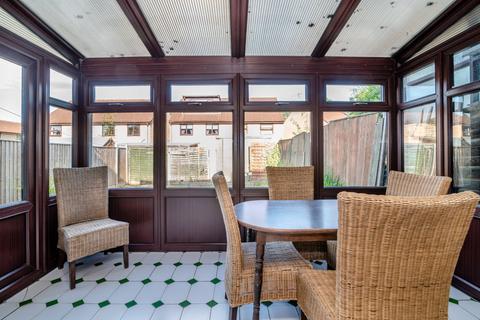 5 York Close, Monmouth, NP25 5UJ