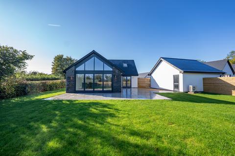 3 bedroom bungalow for sale, Meadow Grove, Llangrove, Ross-on-Wye