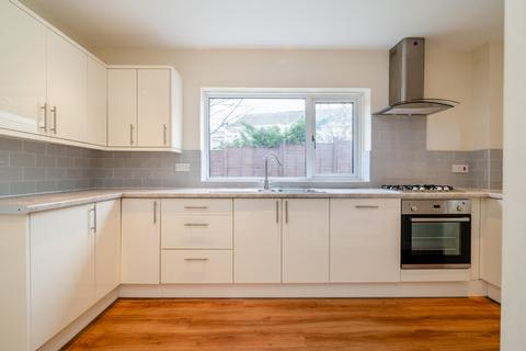 9 Charles Close, Osbaston, Monmouth, NP25 3JD