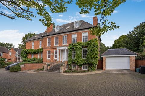 7 bedroom semi-detached house for sale, High Street, Newent