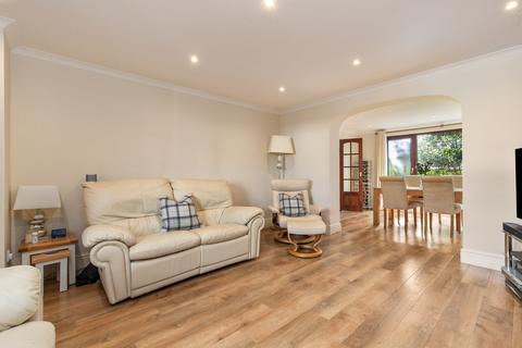 14 Birch Walk, Porthcawl, CF36 5AN
