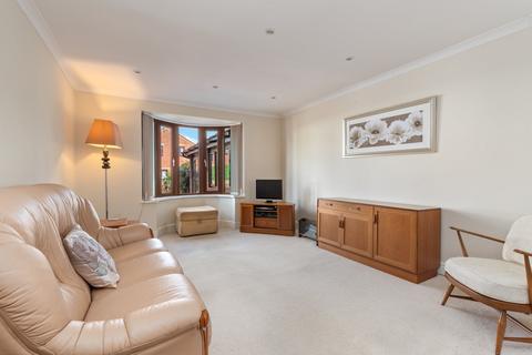 14 Birch Walk, Porthcawl, CF36 5AN