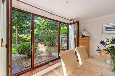 14 Birch Walk, Porthcawl, CF36 5AN