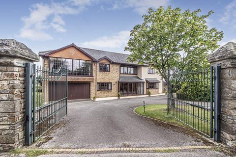 4 bedroom detached house for sale, Jerusalem Lane, Pontypool