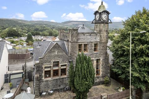 4 bedroom detached house for sale, Hirwaun Road, Trecynon