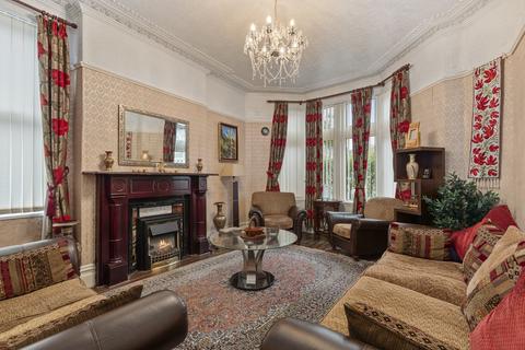 5 bedroom end of terrace house for sale, Morlais Street, Roath