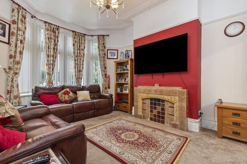 5 bedroom end of terrace house for sale, Morlais Street, Roath