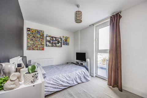 2 bedroom apartment for sale, Fratton Way, Portsmouth PO4