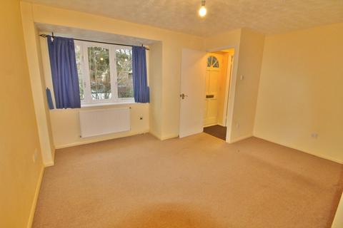 2 bedroom semi-detached house for sale, Essex Way, Purdis Farm, Ipswich, IP3