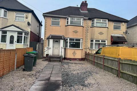 3 bedroom semi-detached house to rent, 3 Bedroom House To Let - B69