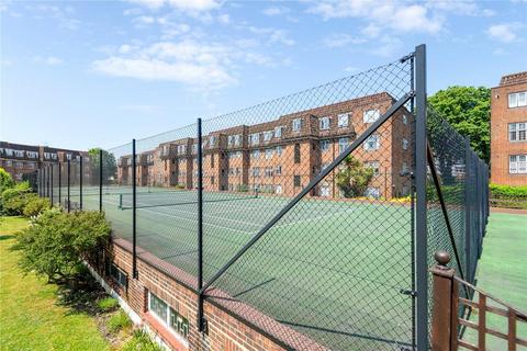 4 bedroom flat for sale, Highlands Heath, Putney, SW15