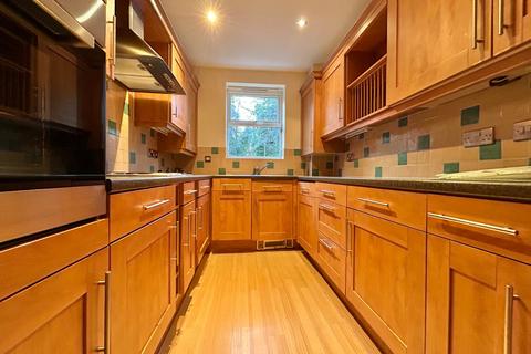 2 bedroom flat to rent, Cardigan Road, Headingley, Leeds, LS6