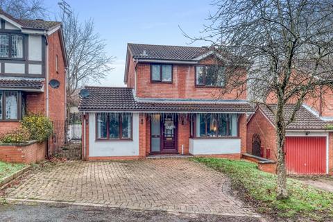 4 bedroom detached house for sale, Meadowbank Drive, Worcester, WR2 5UB