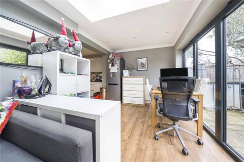 1 bedroom apartment for sale, Glebe Side, Middlesex