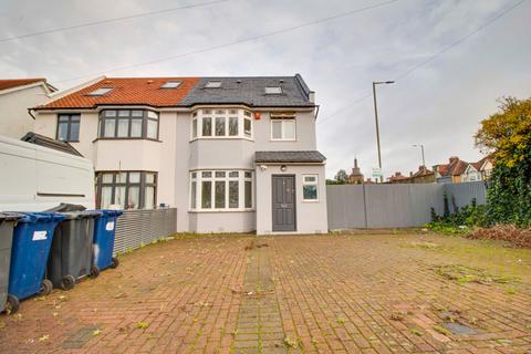 5 bedroom semi-detached house for sale, Deans Way, London, Edgware, HA8