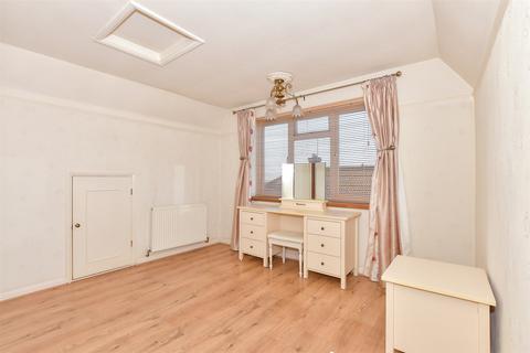 2 bedroom chalet for sale, Mill View Road, Herne Bay, Kent