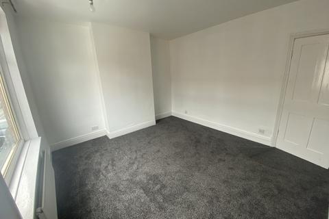 2 bedroom terraced house to rent, Bassett Street, Leicester, LE3