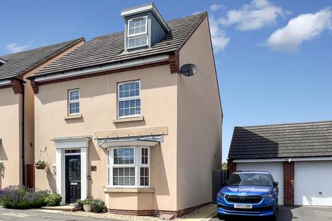 4 bedroom detached house for sale, Neptune Road, Westbury