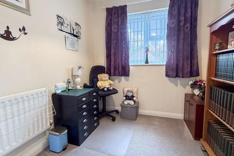 22 Boulton Close, Westbury, BA13 3GB