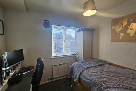 32 Edinburgh Drive, Walsall, WS4 1HR