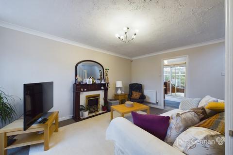 1 Bell Close, Lichfield, WS13 7TW