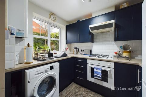1 Bell Close, Lichfield, WS13 7TW