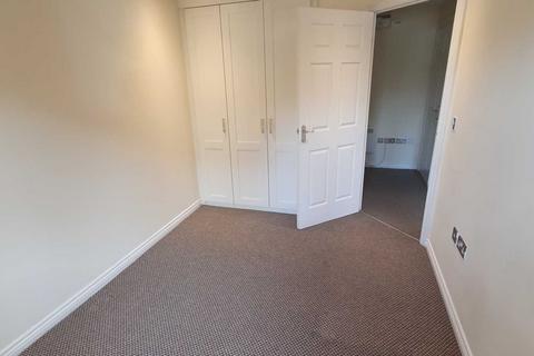 2 bedroom apartment to rent, Mere Drive, The Place, Swinton M27