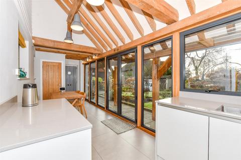 2 bedroom barn conversion for sale, Boyton Court Road, Sutton Valence, Maidstone, Kent