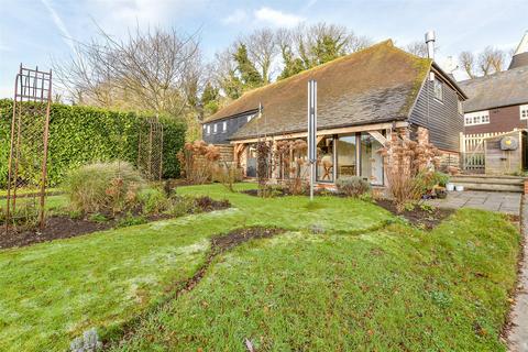 2 bedroom barn conversion for sale, Boyton Court Road, Sutton Valence, Maidstone, Kent