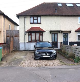 2 bedroom semi-detached house to rent, Molesey Road, Hersham KT12