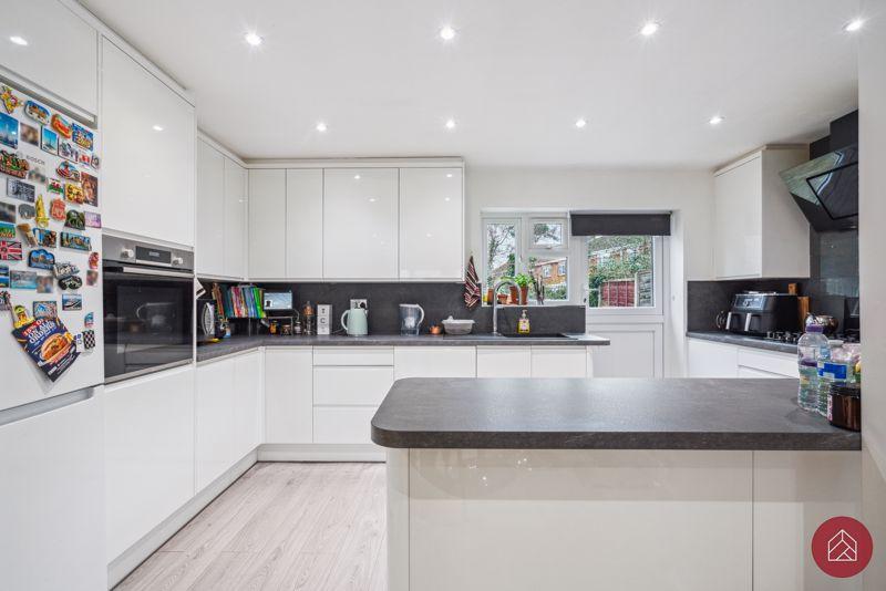 Fitted Kitchen