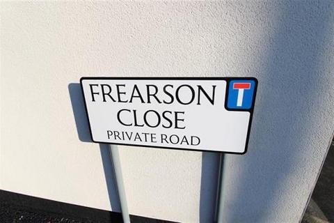 1 bedroom apartment to rent, FREARSON CLOSE, CHEWTON STREET, EASTWOOD, NOTTINGHAMSHIRE