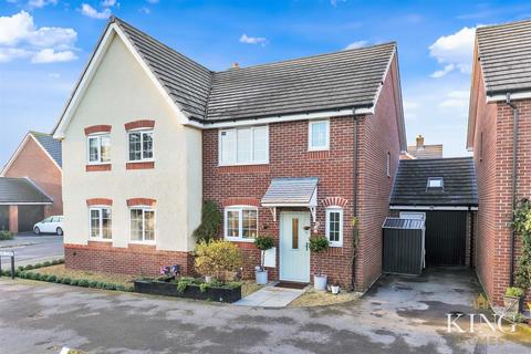 1 Arrow Close, Salford Priors, Evesham, WR11 8AG