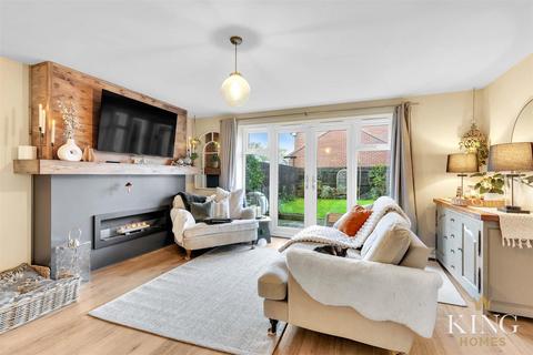 1 Arrow Close, Salford Priors, Evesham, WR11 8AG