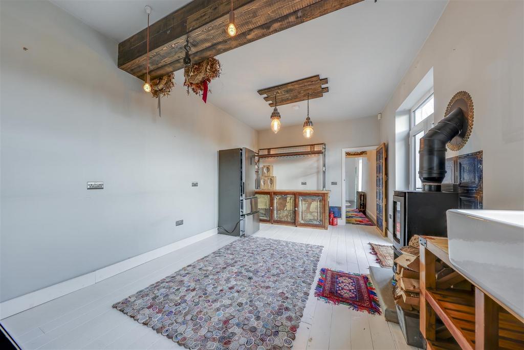 Kitchen Alt 2