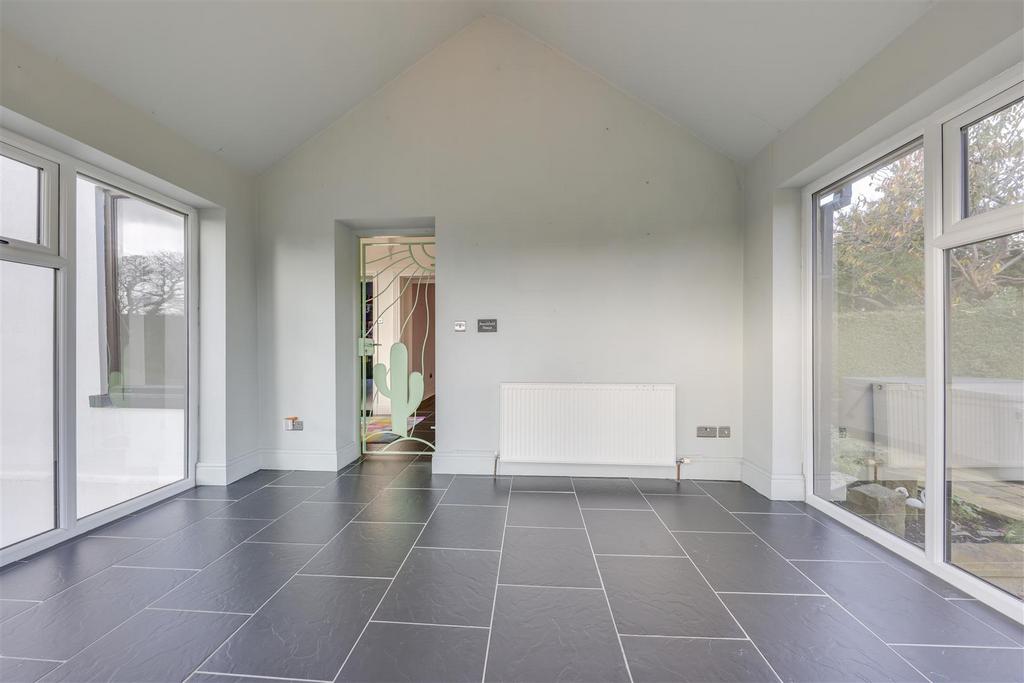 Sun Room Alt