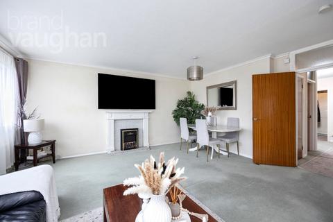 2 bedroom flat for sale, Grand Avenue, Hove, BN3