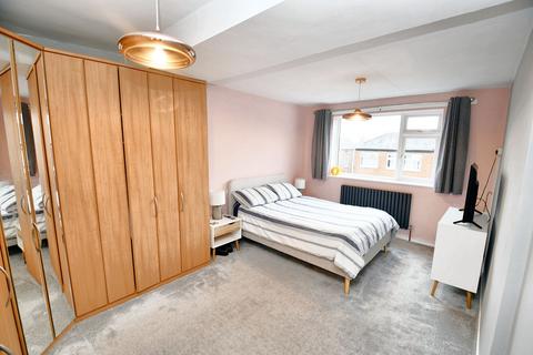 57 Avondale Drive, Salford, M6 7PD