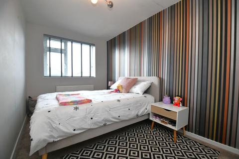 57 Avondale Drive, Salford, M6 7PD